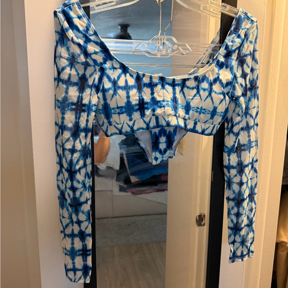 Blue Tie-Dye Long Sleeve Bikini set